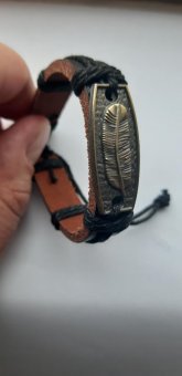 Bratara din piele cu frunza